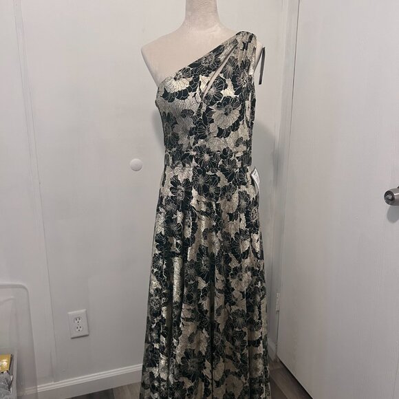 Betsy & Adam Dresses & Skirts - Gwen" Betsy&Adam Long One Shoulder Foil Flower Dress